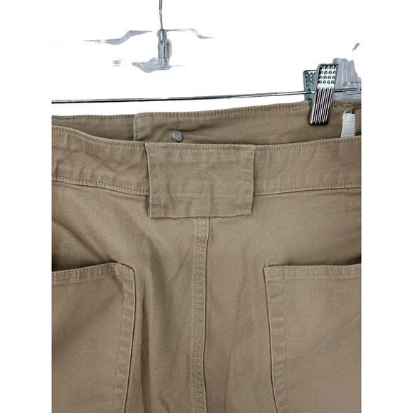 Duluth Trading Co Cargo Shorts Coolmax Flex Firehose Mens 46 Beige - Picture 14 of 15